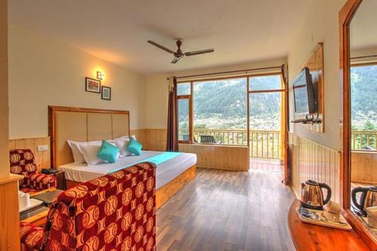 Mountain Face Hotel Manali (Himachal Pradesh)