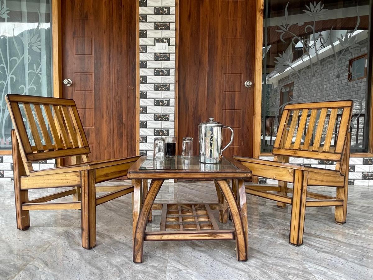 Vibes Hotel Manali (Himachal Pradesh)