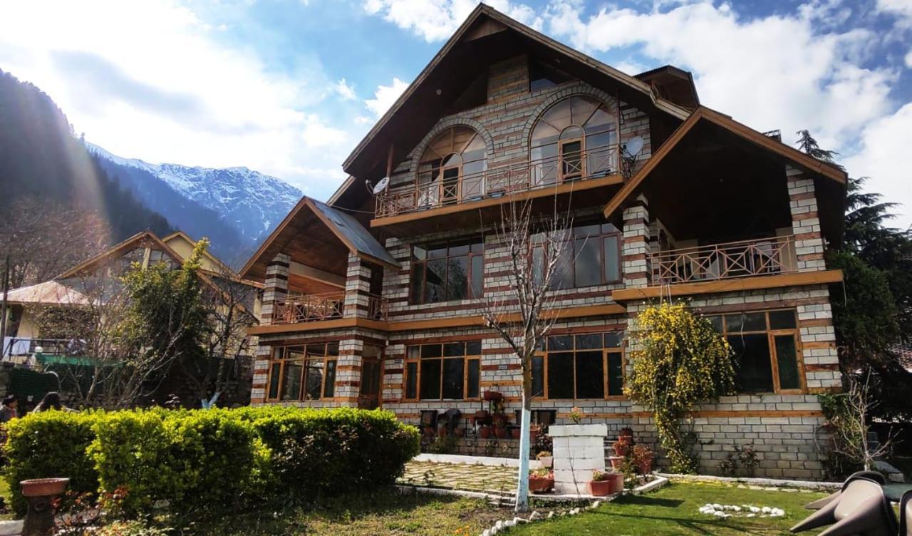 The Himalayan Chalet * Manali (Himachal Pradesh)