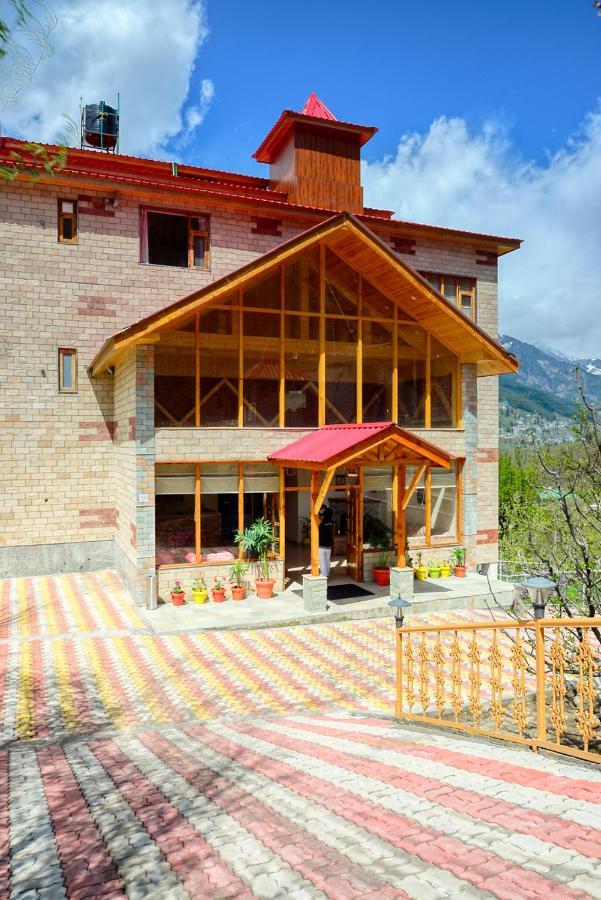 Clarks Suites, Hotel 4*