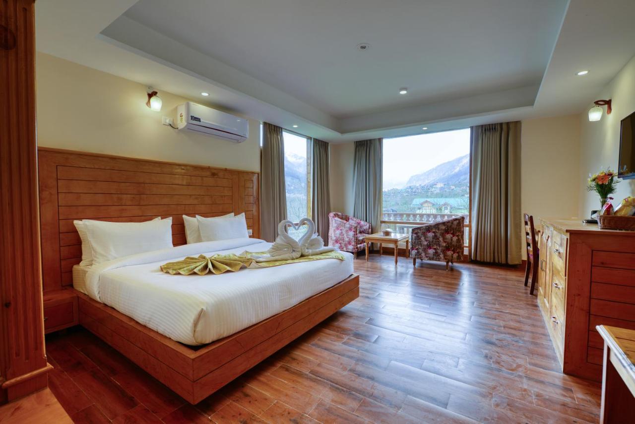 Clarks Suites, 4*