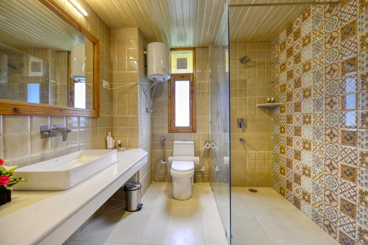 Clarks Suites, Hotel Manali (Himachal Pradesh)