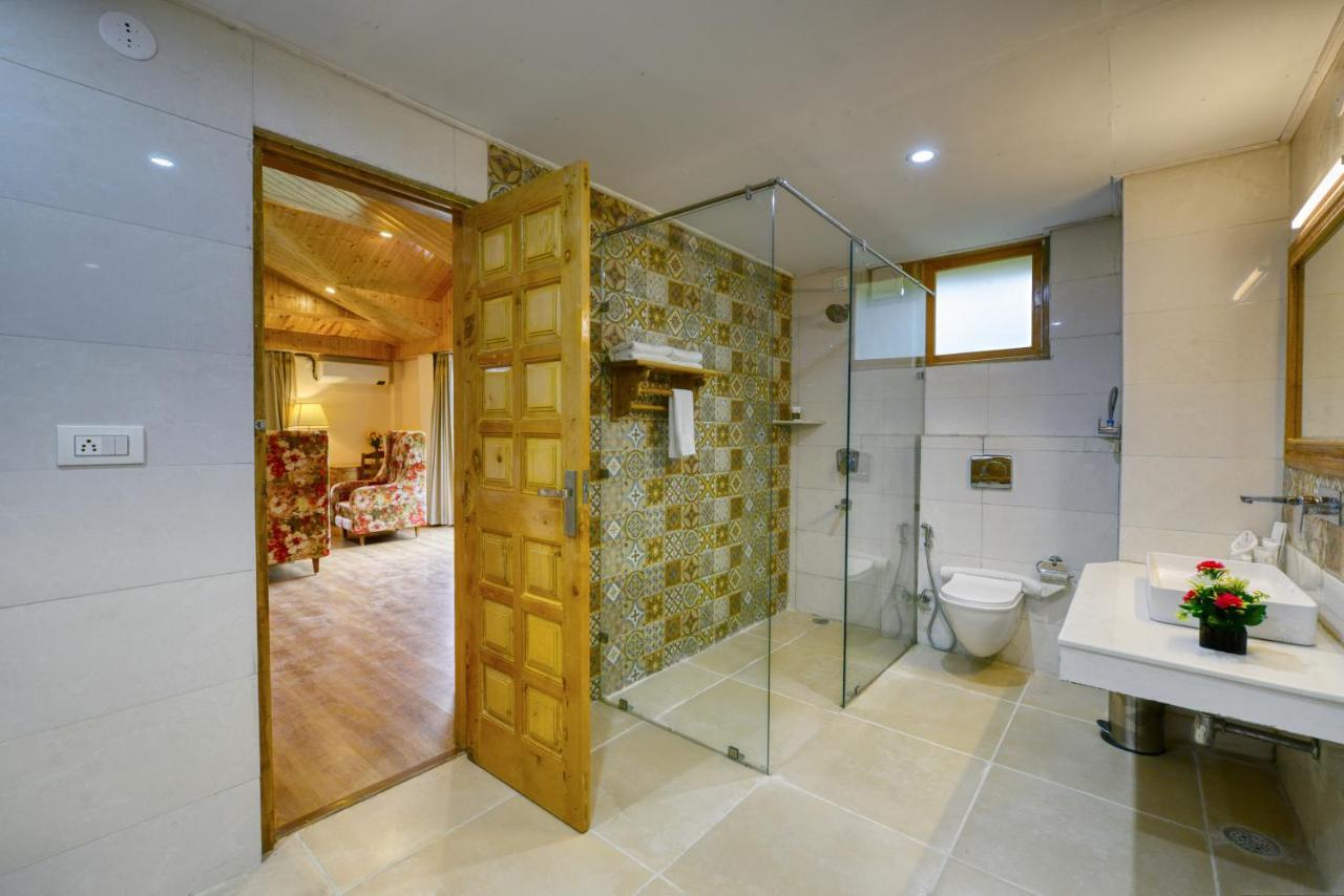 Clarks Suites, 4* Manali (Himachal Pradesh)