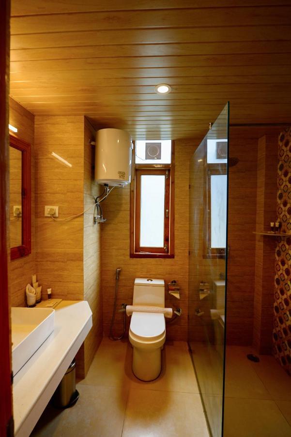 Clarks Suites, 4* Manali (Himachal Pradesh)