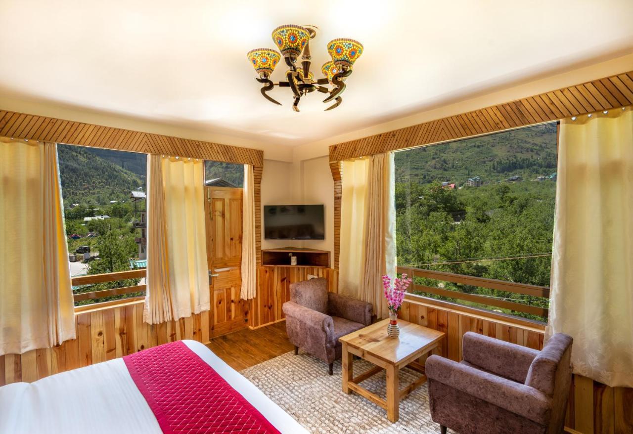 The Red Bird Cottages, Guest house