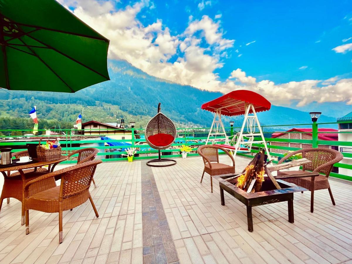 Winterline Near Mall Road - Centrally Heated & Air Cooled 3*