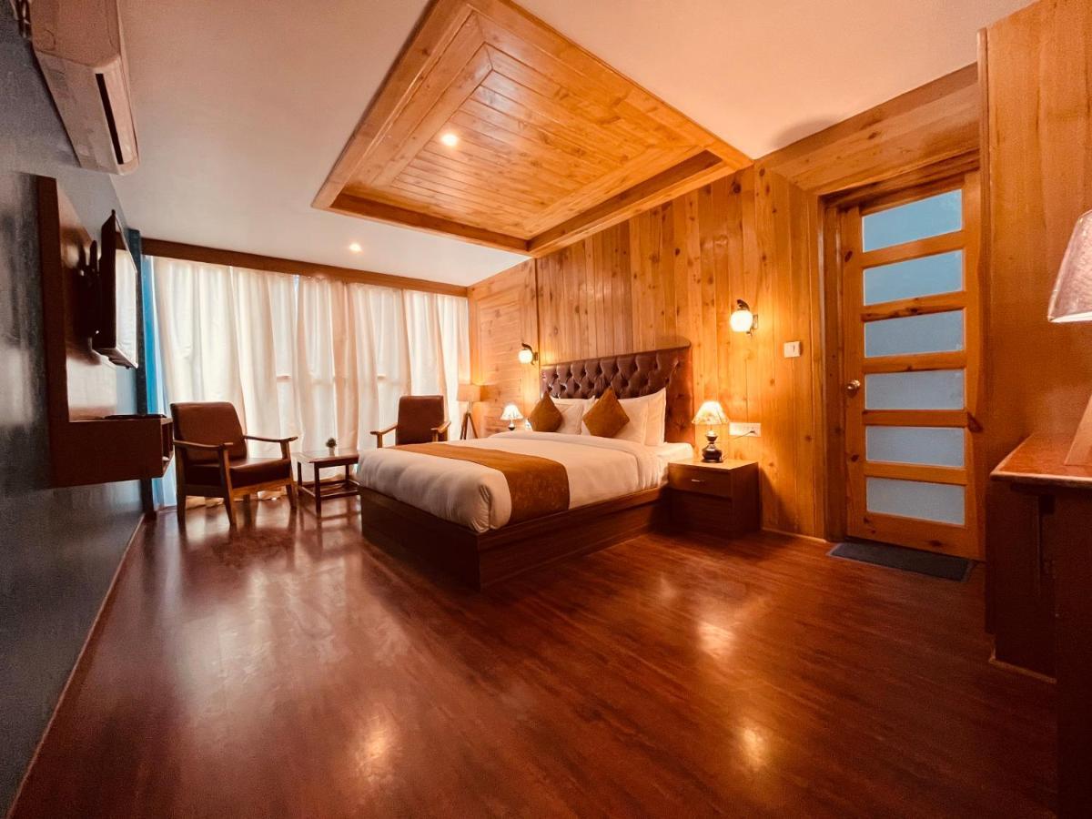 Winterline Near Mall Road - Centrally Heated & Air Cooled Hotel 3*