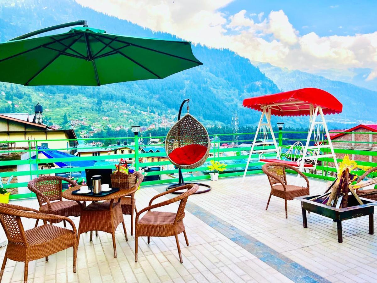 Hotel Winterline Near Mall Road - Centrally Heated & Air Cooled