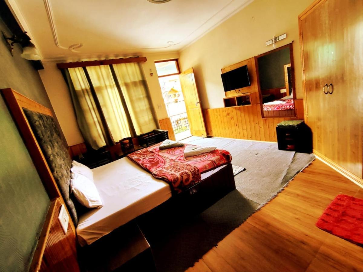 The Eleena Aastha - 3 Star Luxury Hotel Manali (Himachal Pradesh)