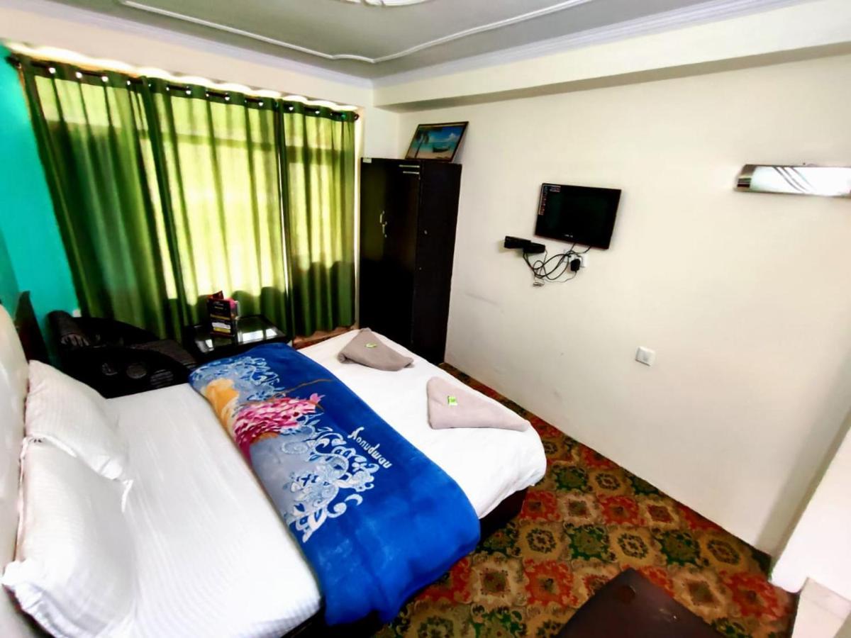 The Eleena Aastha - 3 Star Luxury Hotel 3*