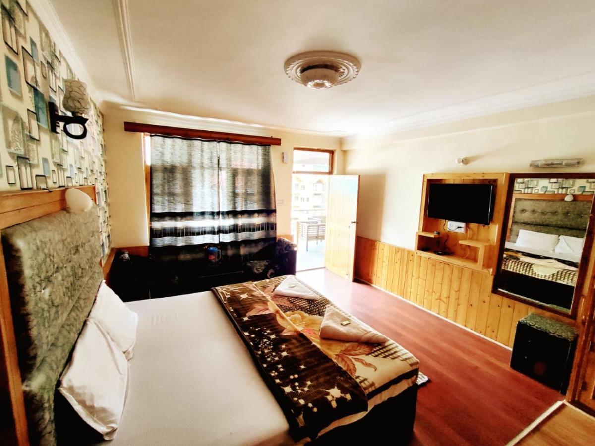 The Eleena Aastha - 3 Star Luxury Hotel Manali (Himachal Pradesh)