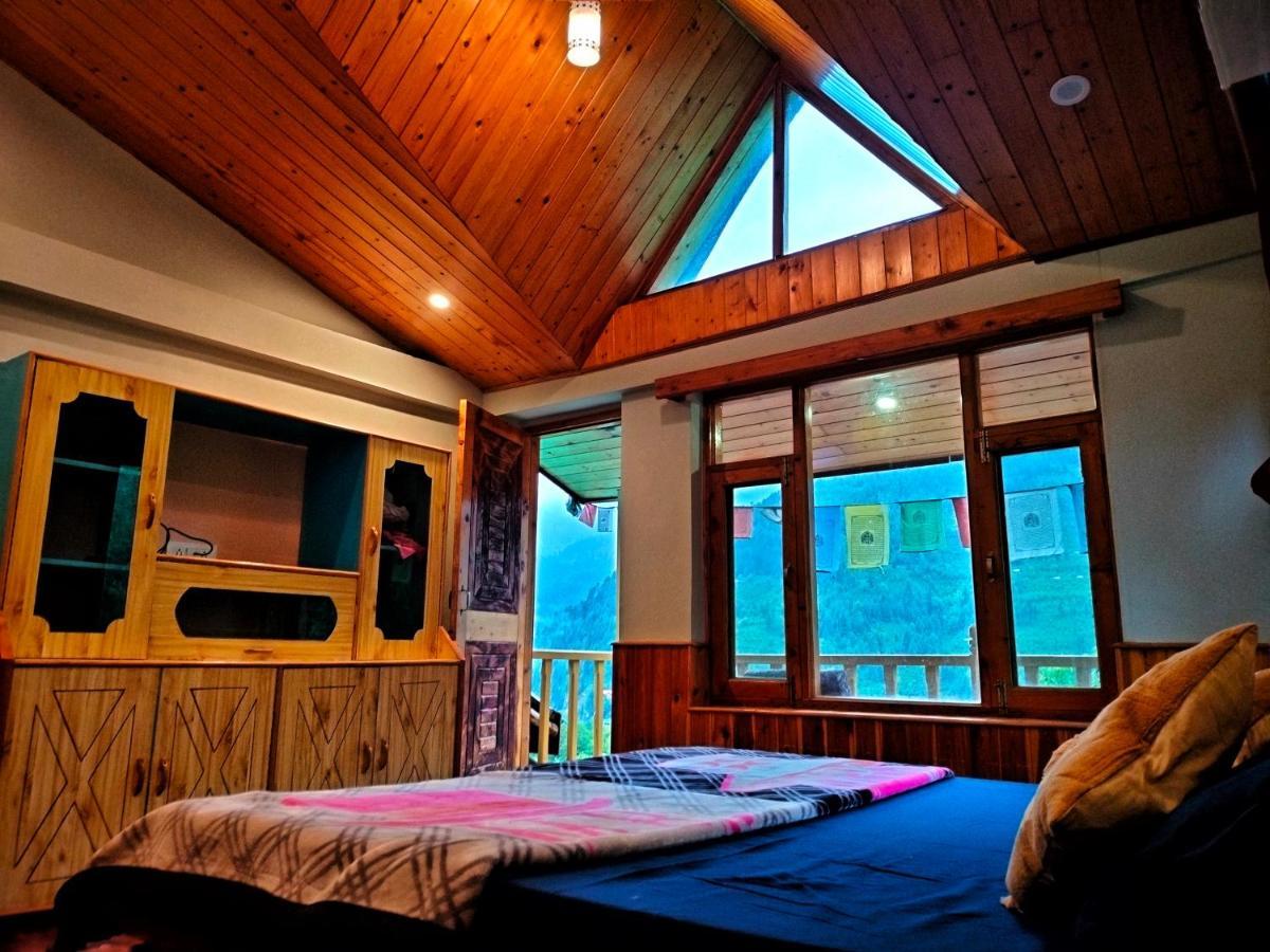 Off The Cuff Homestay *