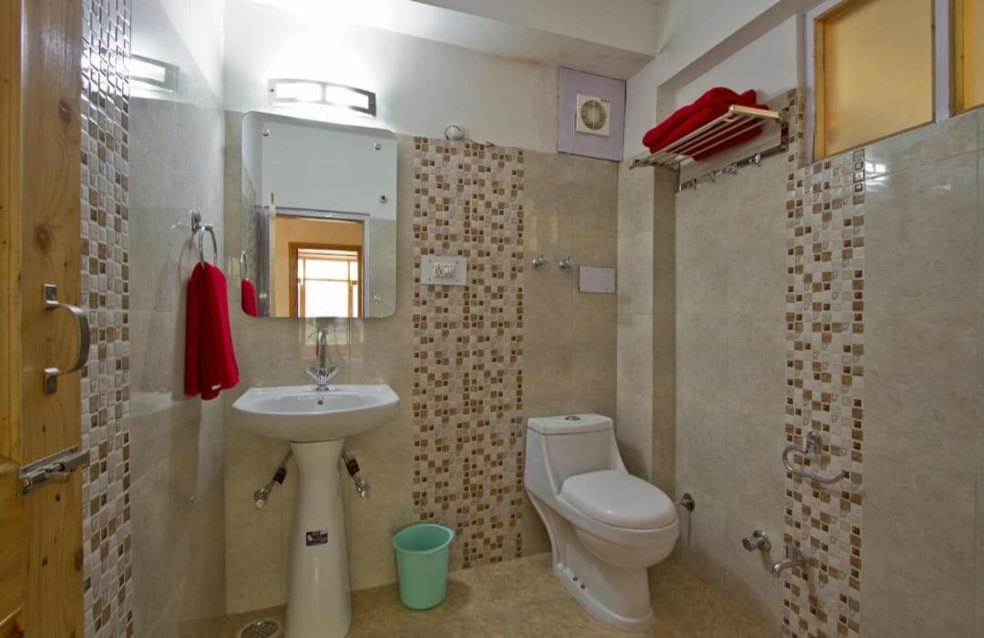 Destination Hotel Manali (Himachal Pradesh)