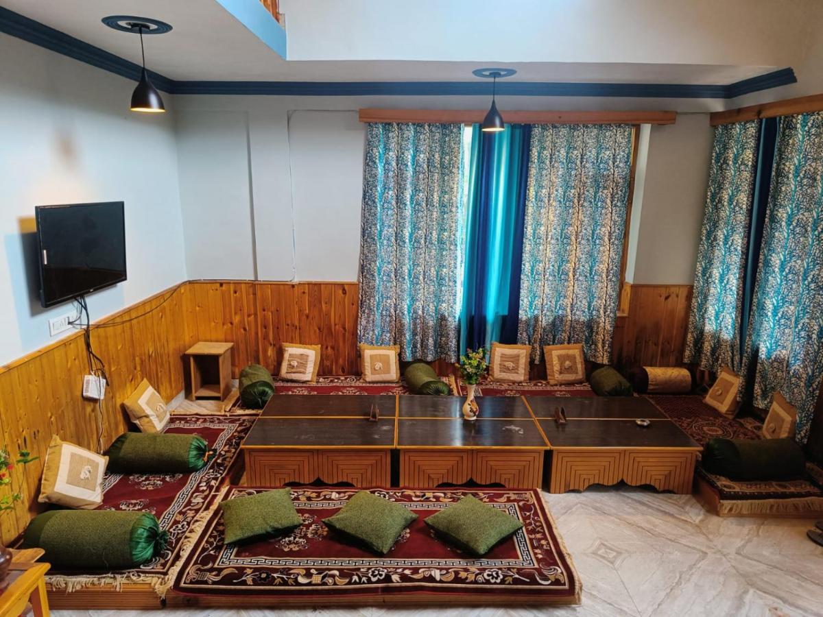 Off The Cuff Homestay Manali (Himachal Pradesh)