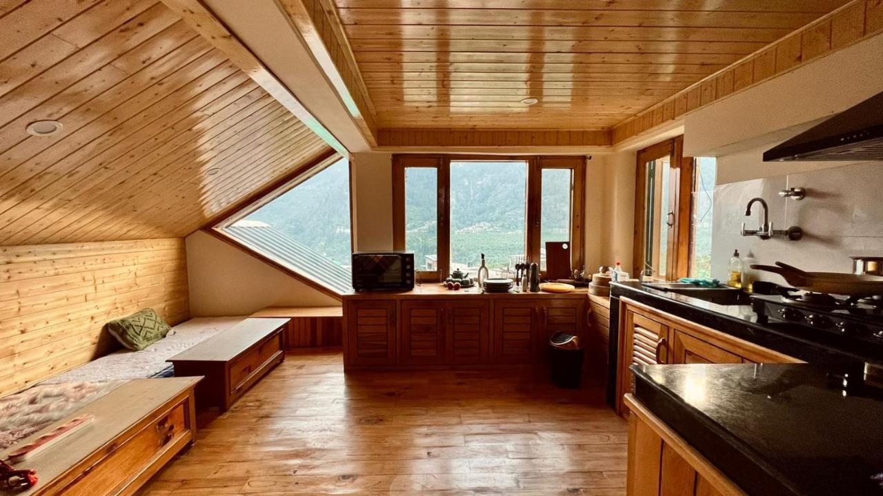 The Perch * Manali (Himachal Pradesh)