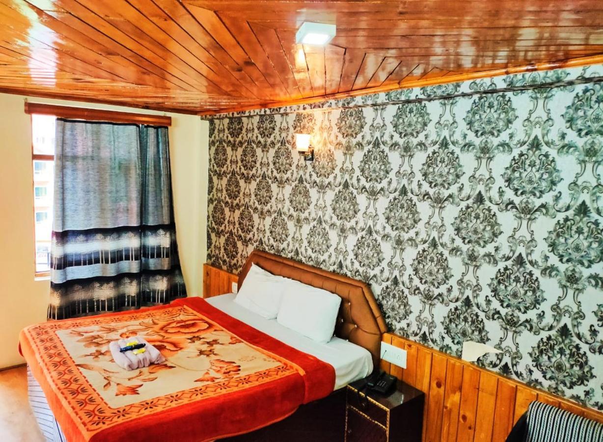 Hotel The Eleena Aastha - 3 Star Luxury Manali (Himachal Pradesh)