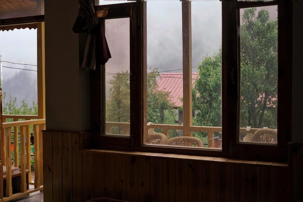 Off The Cuff Homestay Manali (Himachal Pradesh)