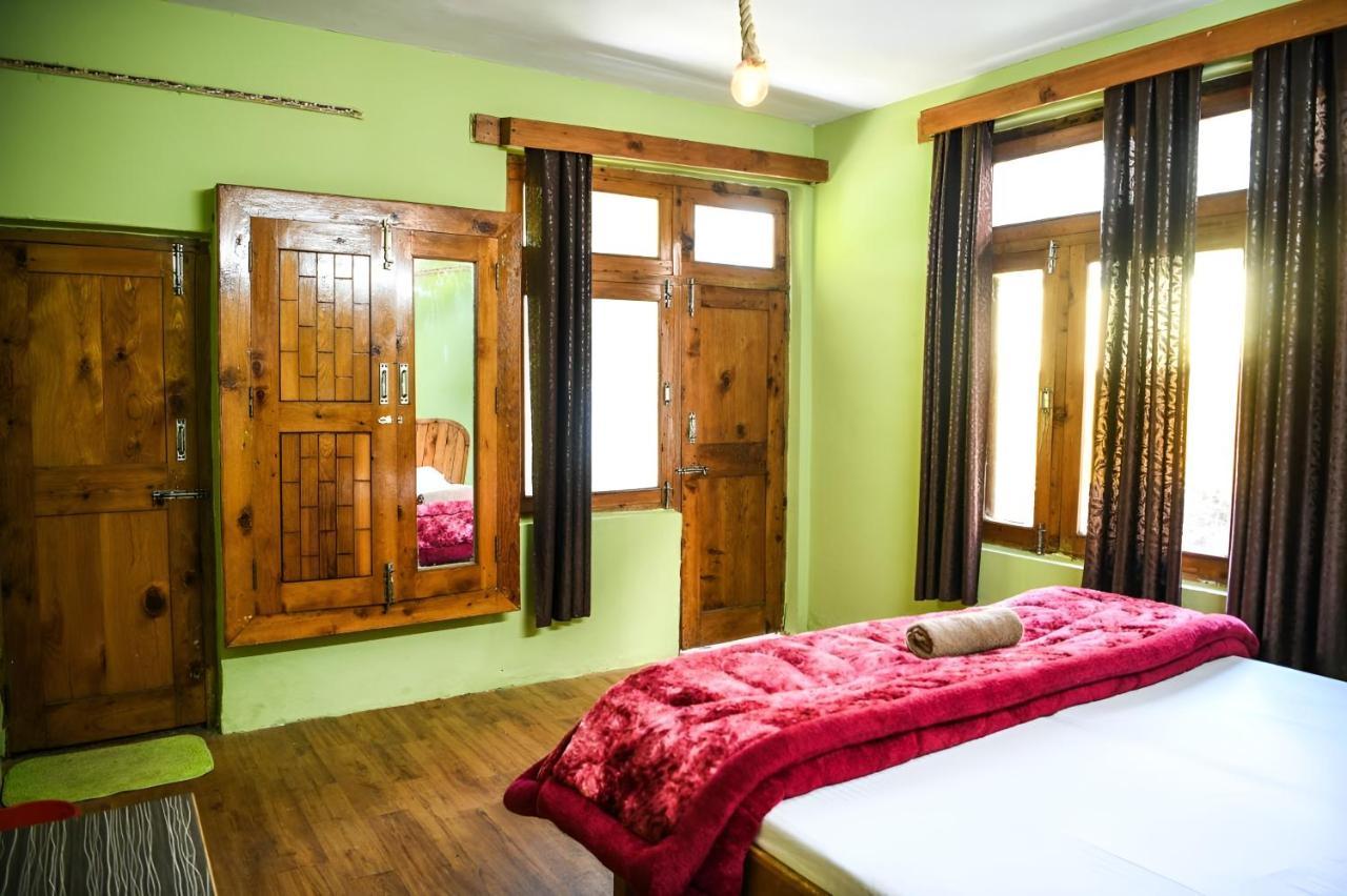 Hostel Honey House *