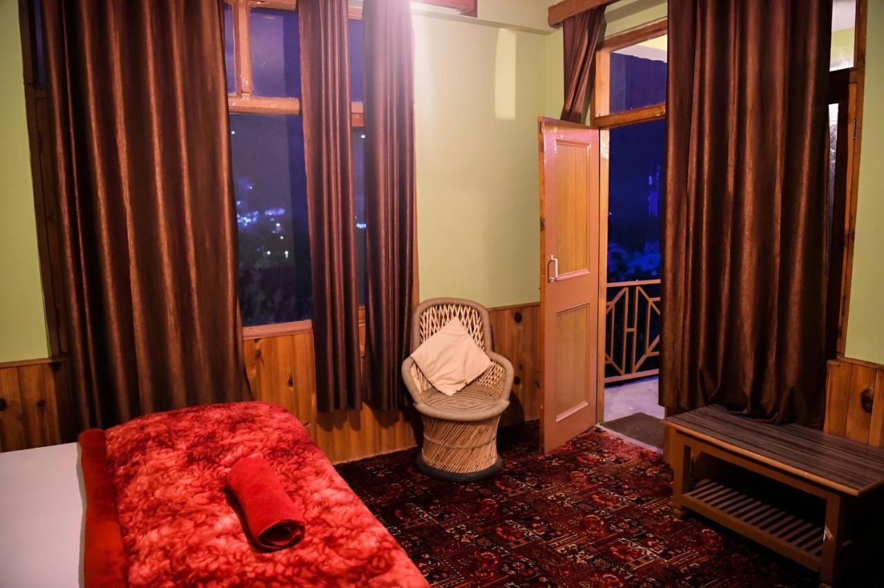 Honey House Hostel *
