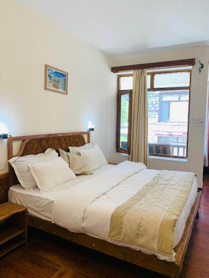 Hotel Tourist 10 Minutes Walking Distance From The Mall Manali (Himachal Pradesh)
