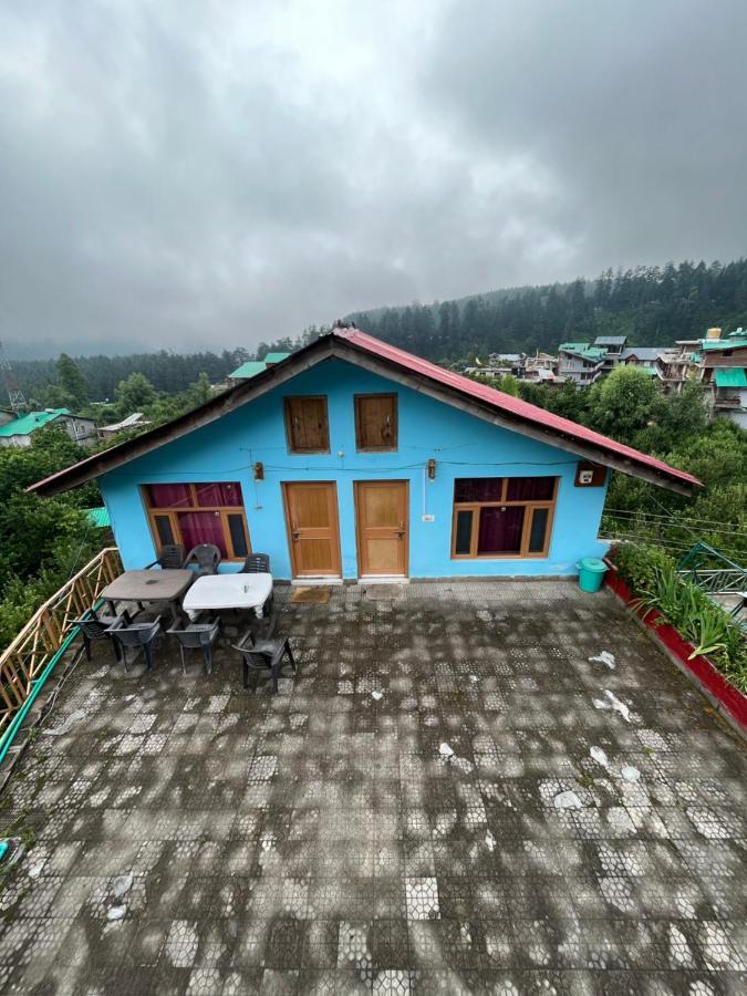 Honey House Hostel *