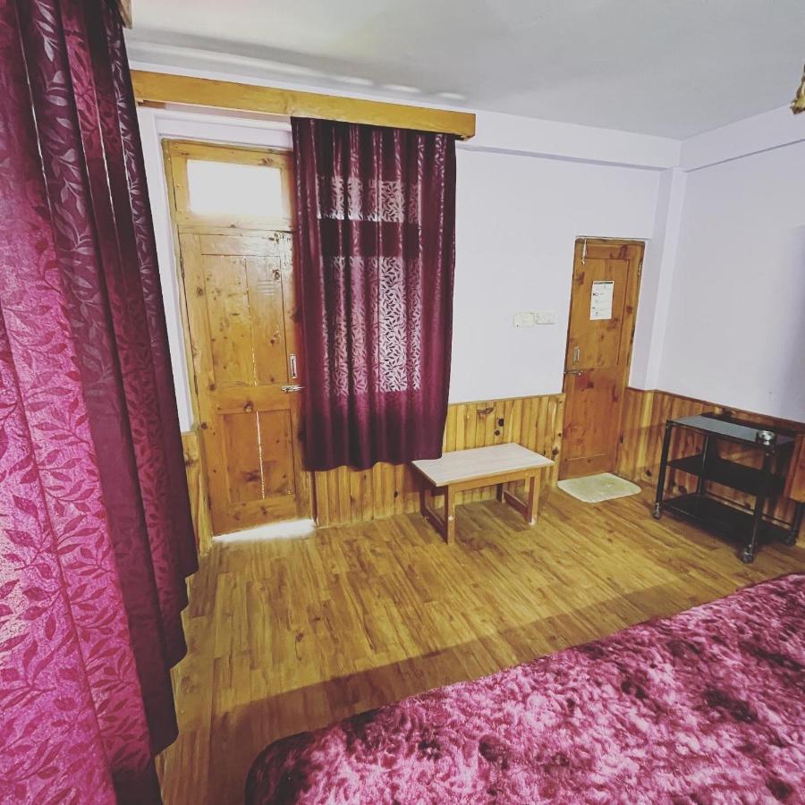 Honey House Hostel *