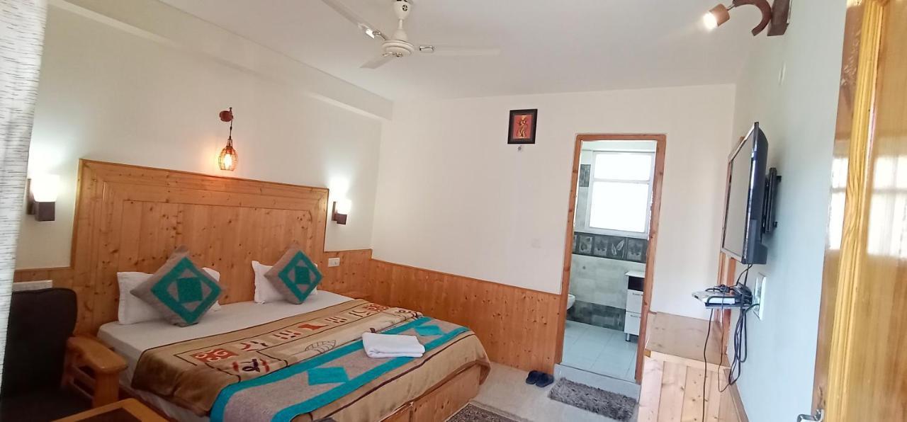 Purnima Guest house