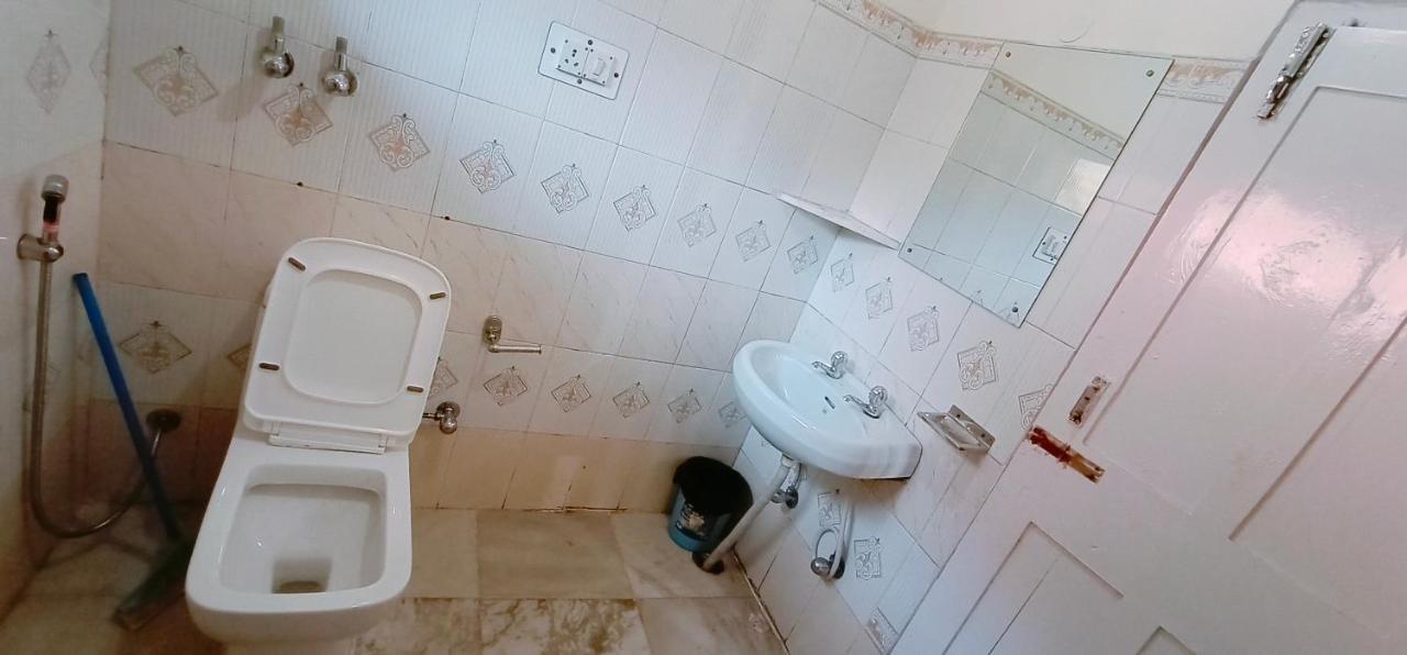 Purnima Guest house
