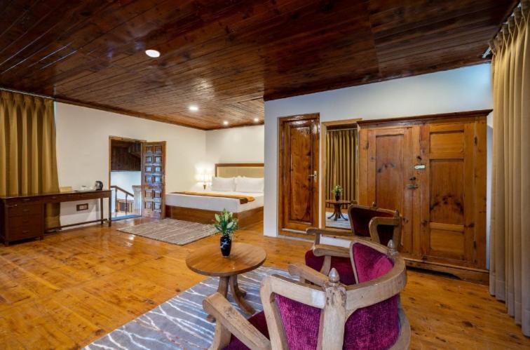 Villa Ramgarh Heritage Villa, Manali, Ama & Trails *