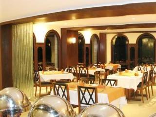 The Orchard Greens 3*
