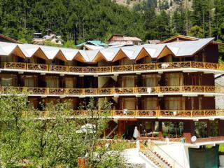 Snow Peak Retreat Hotel