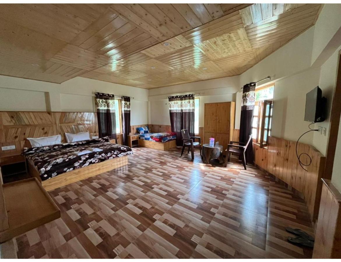 Homestay Him Paradise, *