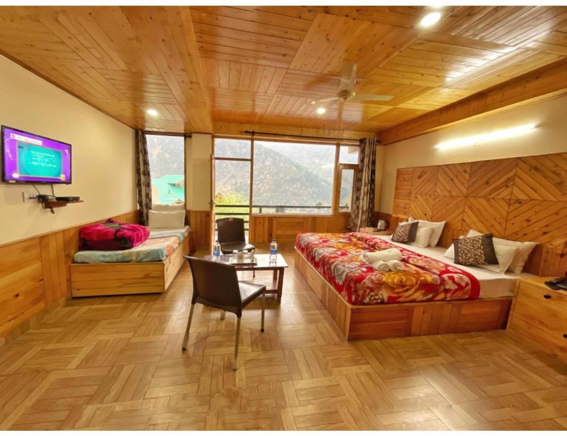 Him Paradise, Manali (Himachal Pradesh)