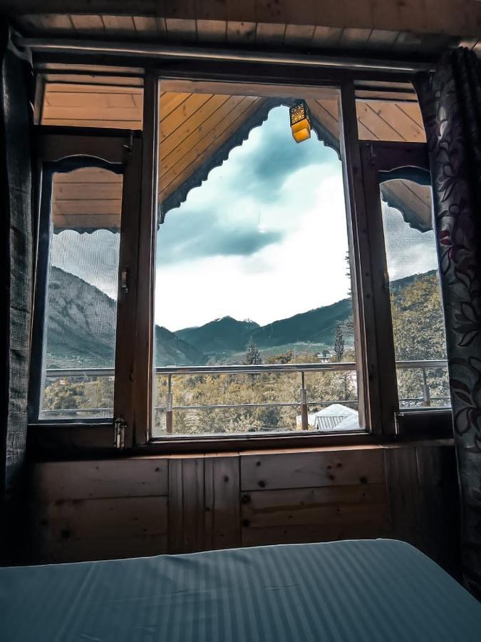 Throttle Shrottle Moto Guest house Manali (Himachal Pradesh)
