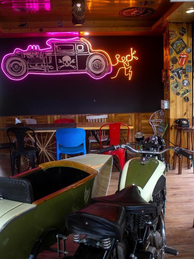 Throttle Shrottle Moto Guest house Manali (Himachal Pradesh)