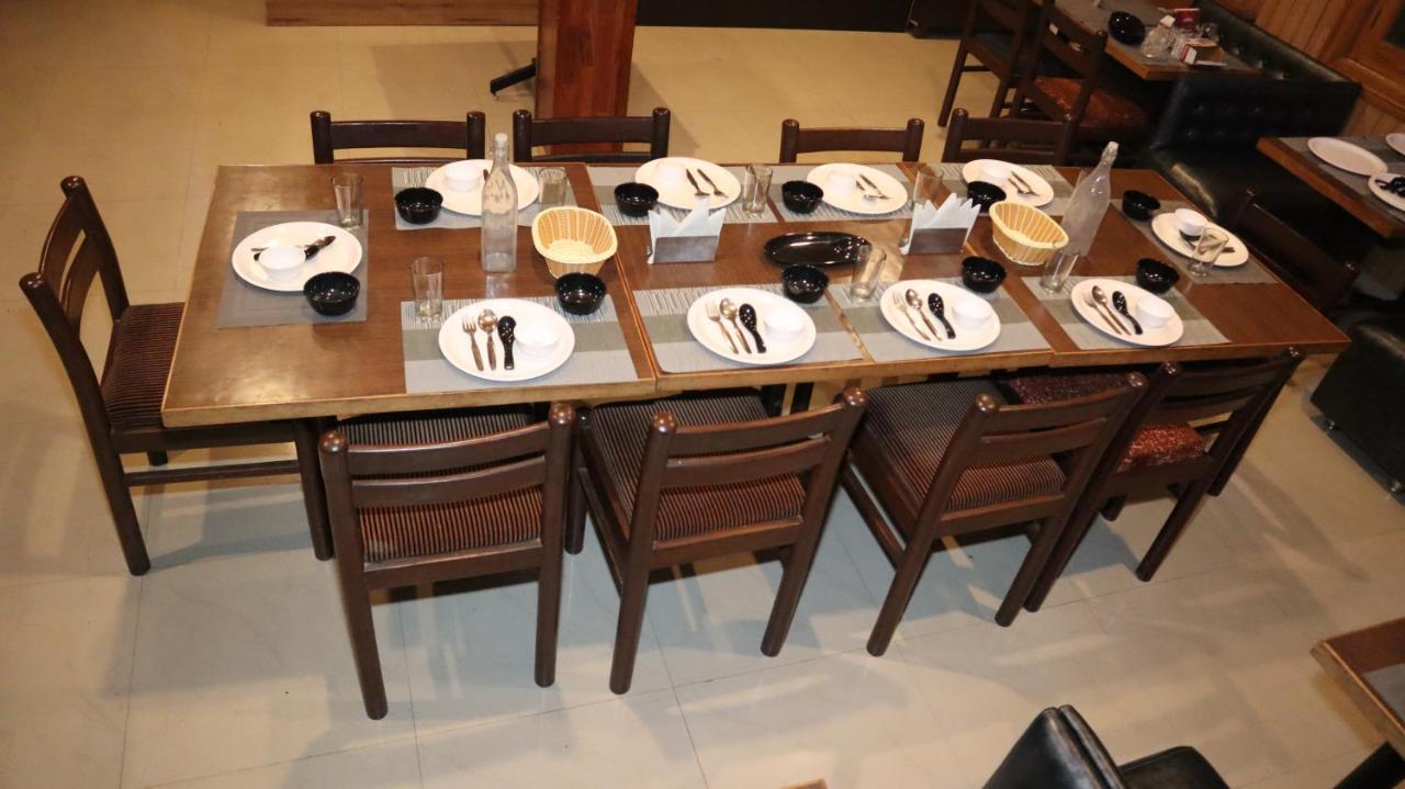New Himalayan Hotel *