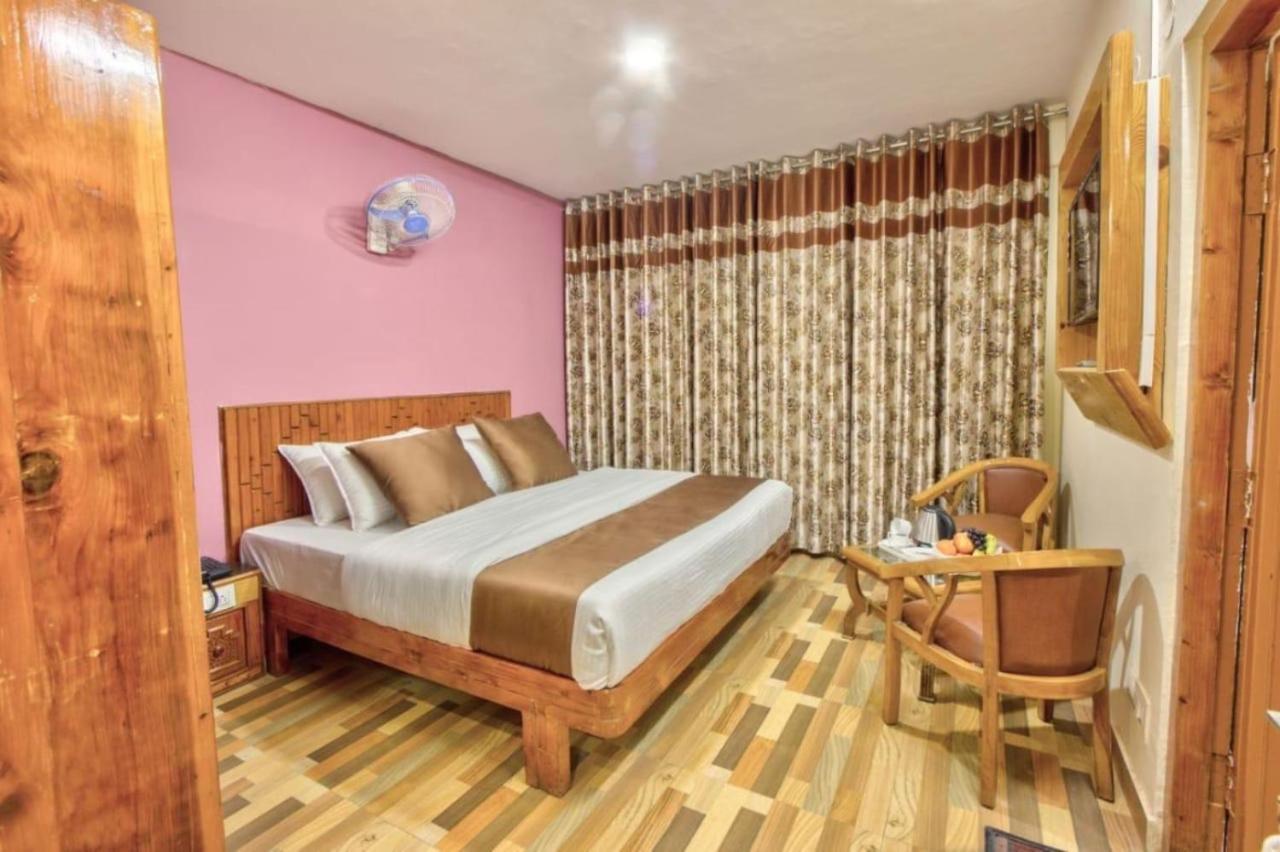 Goroomgo I Bex Near Mall Road- Choice Of Travellers Hotel Manali (Himachal Pradesh)