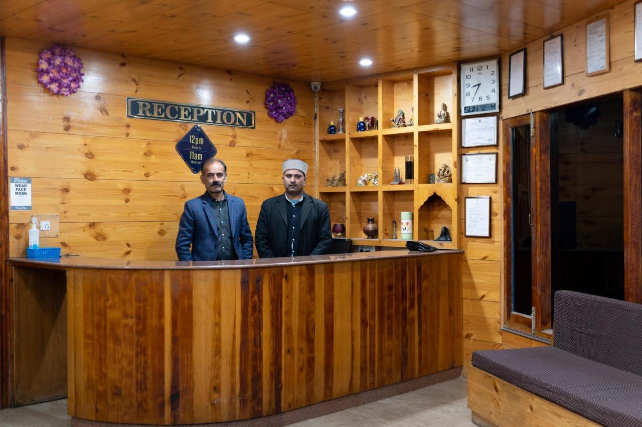 Hotel The Conifer Manali (Himachal Pradesh)
