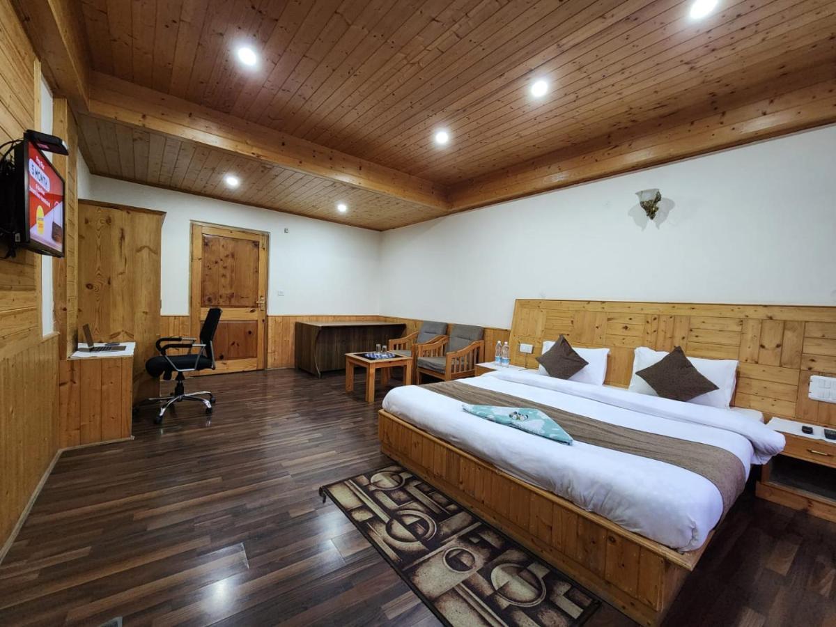 Himalayan Heritage * Manali (Himachal Pradesh)