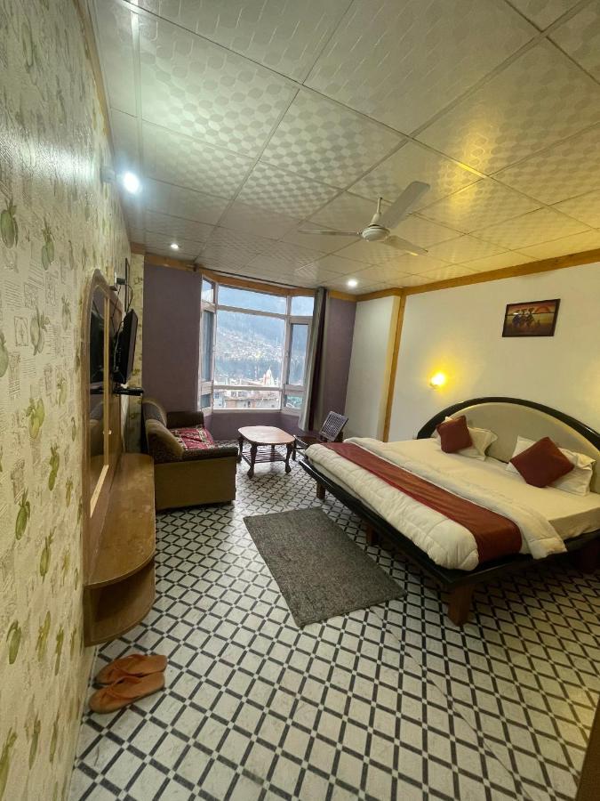 Hotel Ocean Manali- With Beautiful Terrace Near Mall Road
