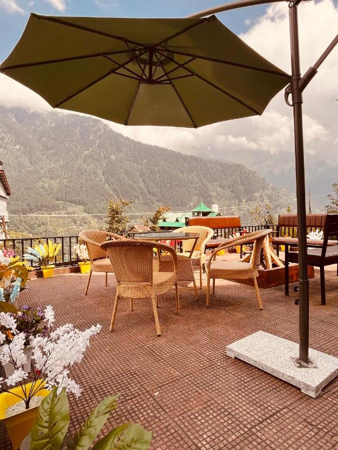 Hotel Iva Manali- A Luxury Mountain View 4*