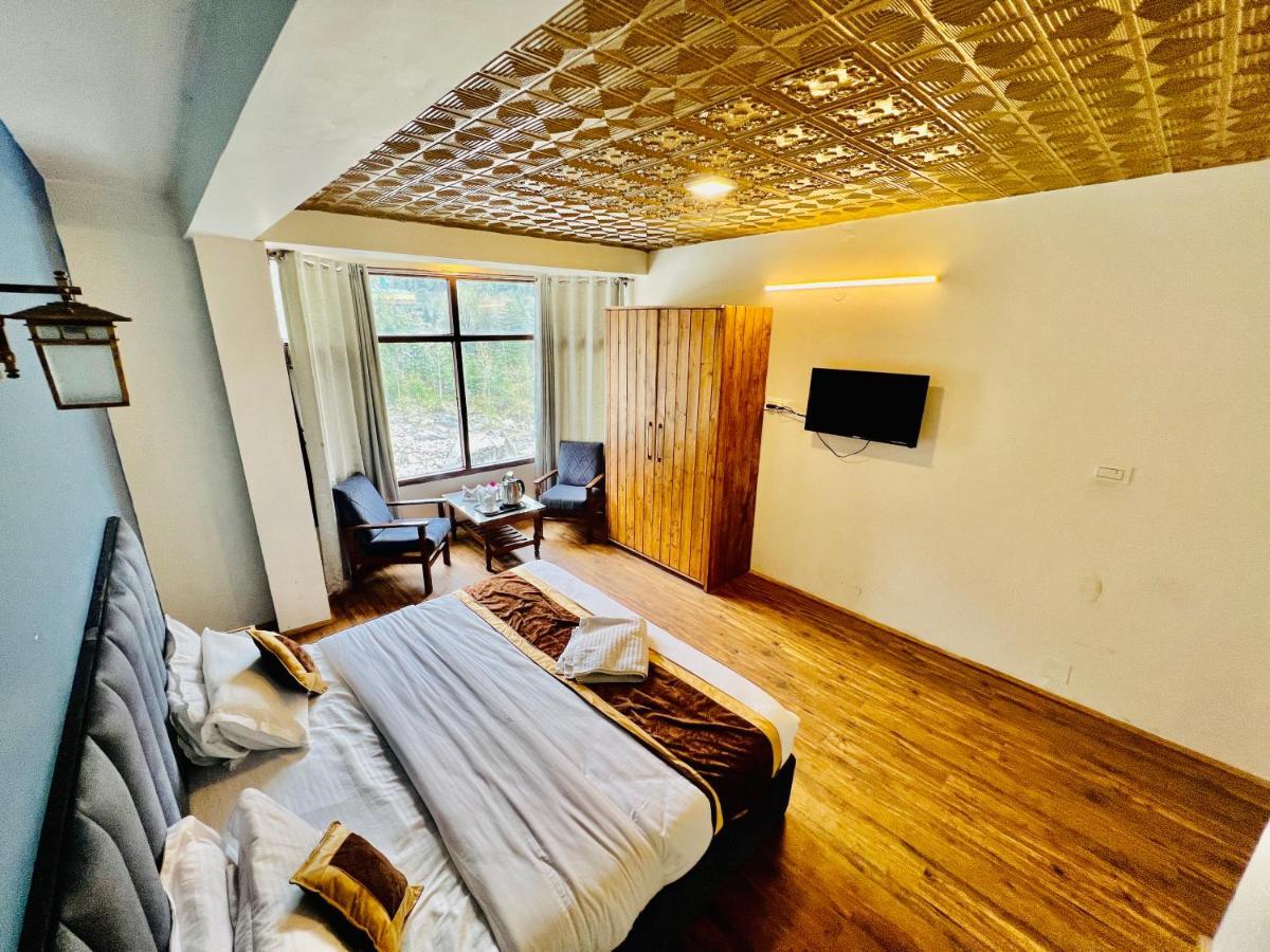 Link Manali-river View 4*
