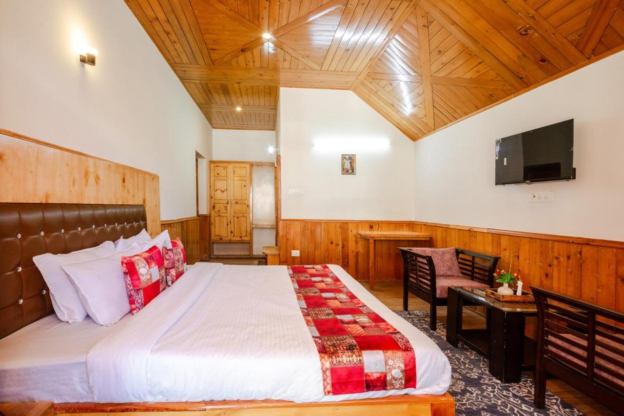 Hotel Tripli Conifer Wood