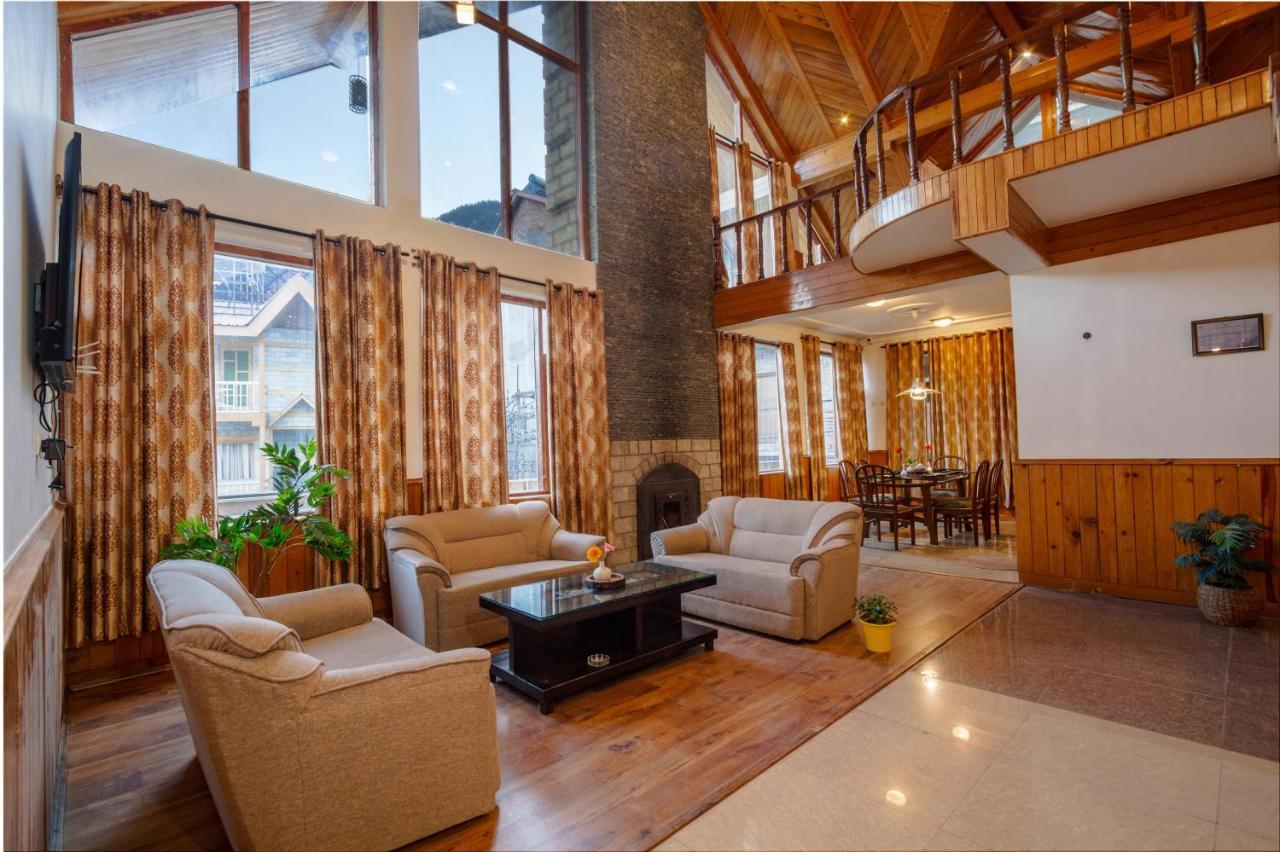 Tripli Conifer Wood Hotel