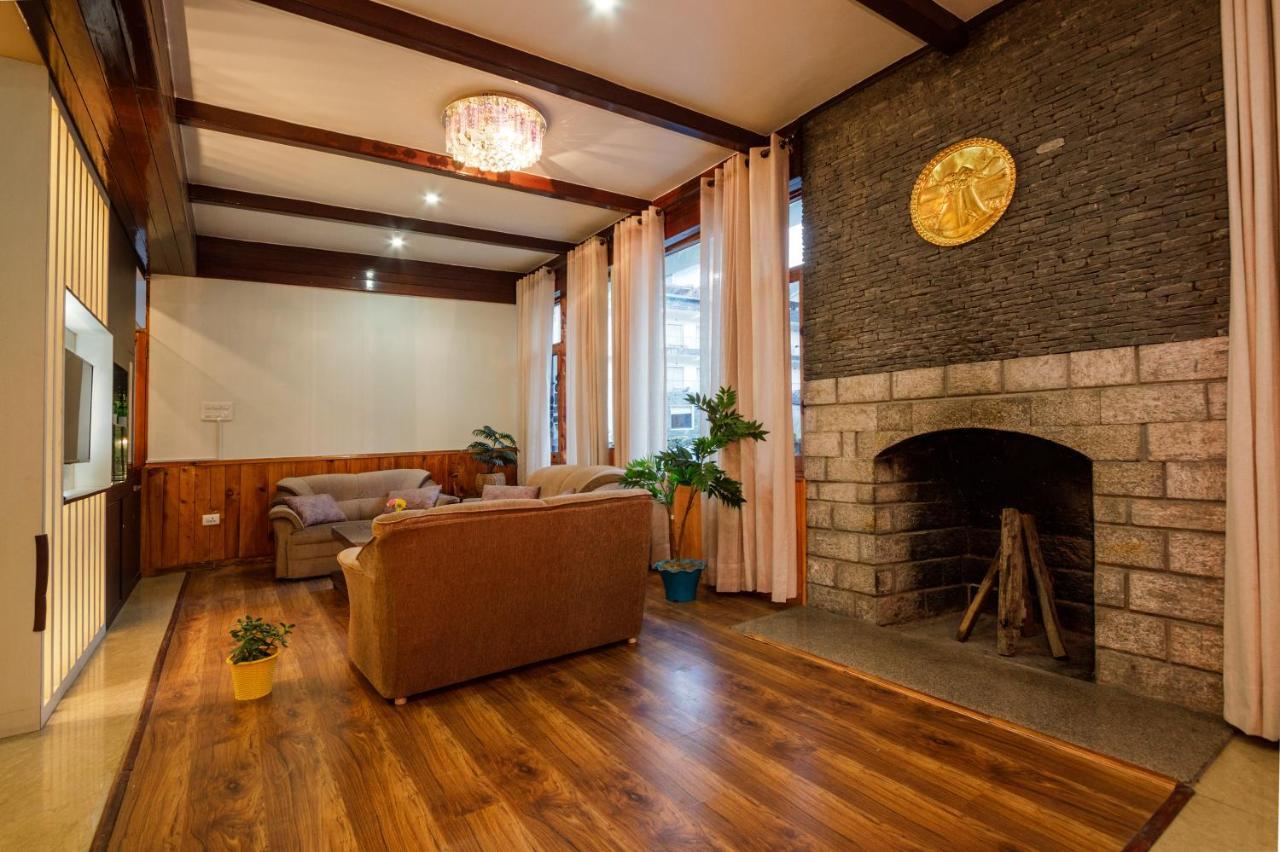 Tripli Conifer Wood Hotel Manali (Himachal Pradesh)