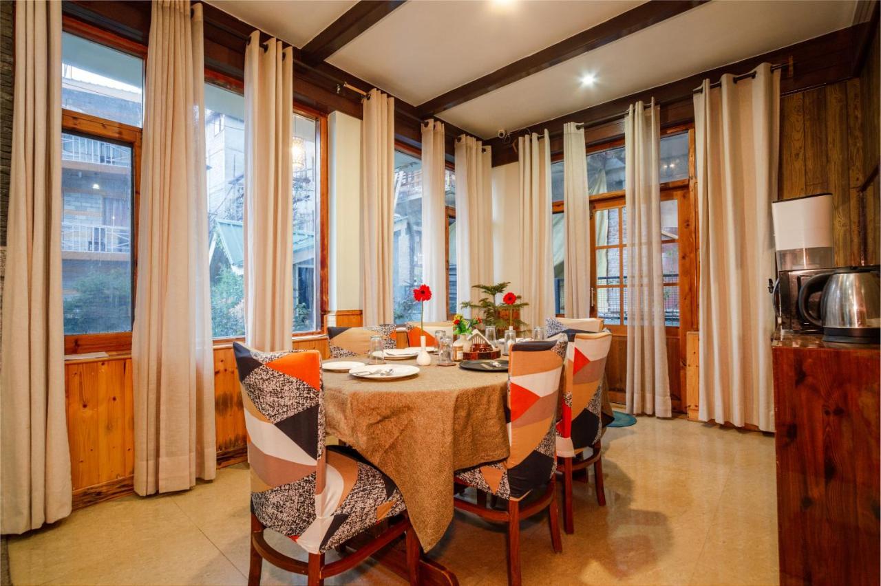 Tripli Conifer Wood Hotel Manali (Himachal Pradesh)