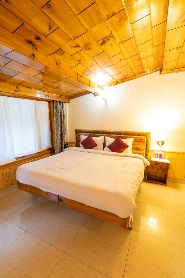 Hotel International -vivaan