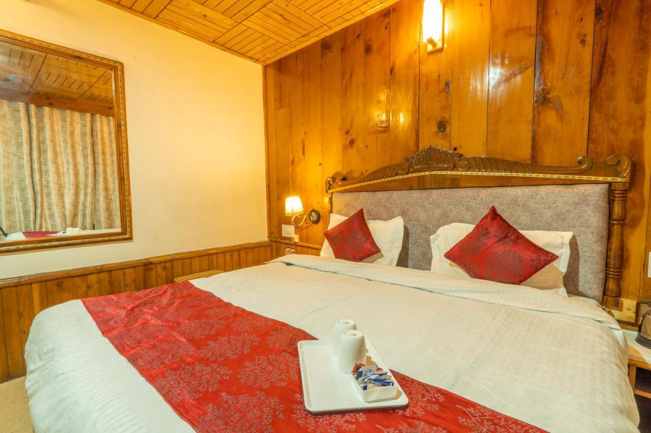 Hotel International -vivaan Manali (Himachal Pradesh)