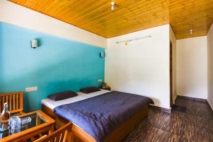 Hostel Deephill Stays Manali (Himachal Pradesh)