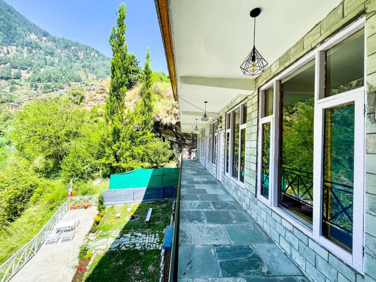 Deephill Stays Hostel Manali (Himachal Pradesh)